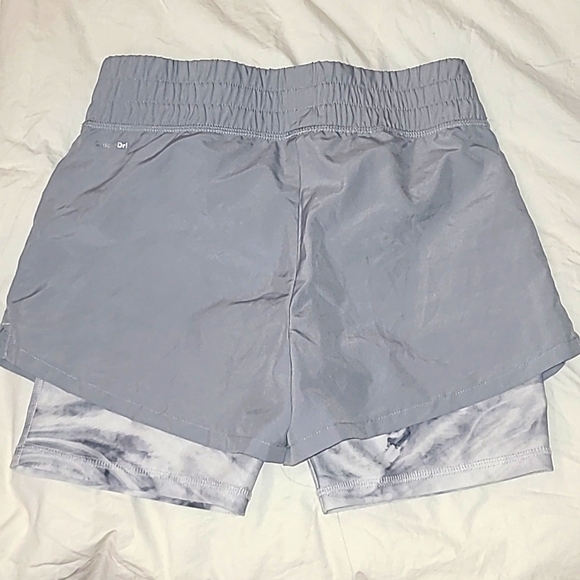 Xersion Girls LG dri-fit shorts - Picture 2 of 6